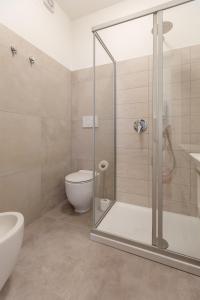 A bathroom at Milano Business Balcony Flat