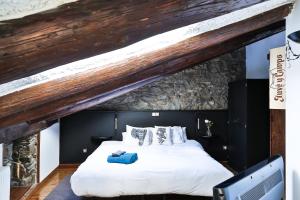 Letto o letti in una camera di Hostal Cisco de Sans