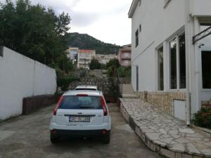 Gallery image of Guest House Mudresa in Budva