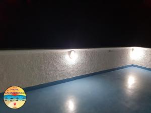 Bazén v ubytovaní Hotel Caraibisiaco sul mare alebo v jeho blízkosti