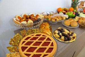 Jedlo v ubytovaní bed & breakfast alebo blízkom okolí