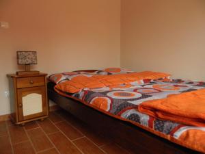 Letto o letti in una camera di Dom Bartek