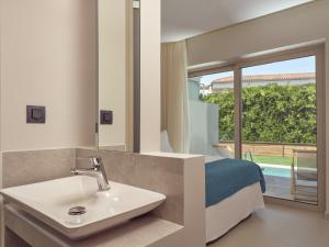 Foto sihtkohas Tsilivi asuva majutusasutuse Azure Resort & Spa galeriist