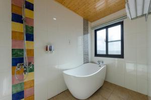 Koupelna v ubytování Kenting Aqual Inn + 37 fotografií