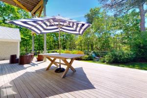 Fotografie z fotogalerie ubytování #OB Pool House v destinaci Oak Bluffs