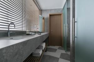 Koupelna v ubytování Adriana Hvar Spa Hotel