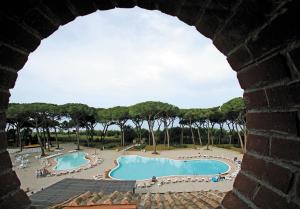 The swimming pool at or close to Hotel Palace Corte dei Tusci