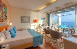 Posezení v ubytování Tropical Hotel