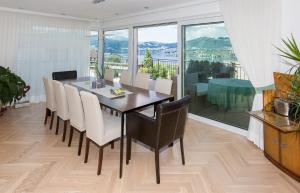 Fotografie z fotogalerie ubytování Apartments Villa Traunseeblick v destinaci Gmunden