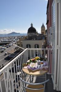 Galeri foto Casa Geltrude al porto di Procida