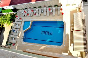 The swimming pool at or close to Magi Apart Hotel