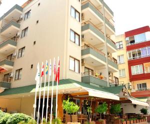The building in which az apartmanhoteleket is located
