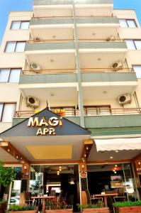 The building in which az apartmanhoteleket is located