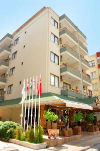 The building in which az apartmanhoteleket is located