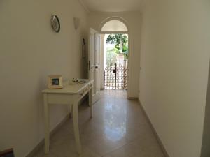 Gallery image of Casa Heather in Capri +24 photos