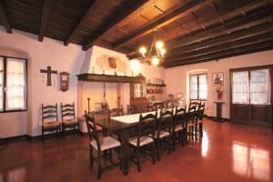 Кухня или мини-кухня в Casa Vacanza - Casa del Padre Nascimbeni
