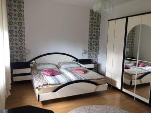 Postel nebo postele na pokoji v ubytování Apartment Ana