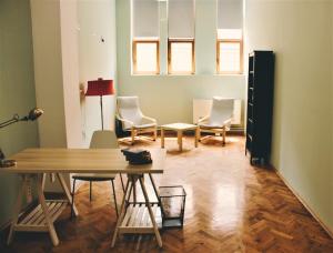 Posezení v ubytování B13 Hostel