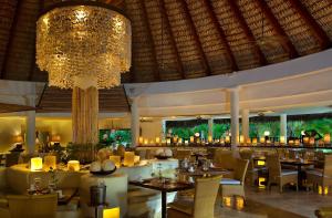 Restaurace v ubytování Meliá Caribe Beach Resort-All Inclusive
