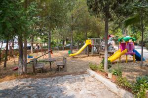 Дитяча ігрова зона в Ekici Hotel