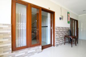 Fotografie z fotogalerie ubytování Rena Segara House Kuta v Kutě