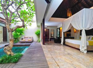 Bazén v ubytování The Amala Boutique Retreat nebo v jeho okolí