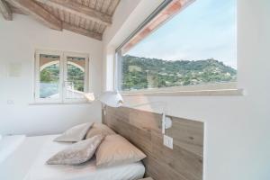 Nespecifikovaný výhled na hory nebo výhled na hory při pohledu z bed and breakfast