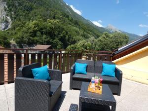 Nespecifikovaný výhled na hory nebo výhled na hory při pohledu z hotelu