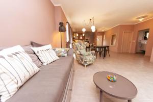 Χώρος καθιστικού στο 24 Punta