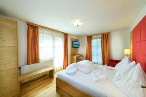 Postel nebo postele na pokoji v ubytování Hotel Schiederhof