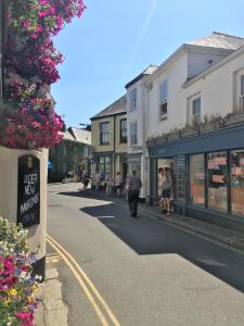 Gallery image of The London Inn in Padstow