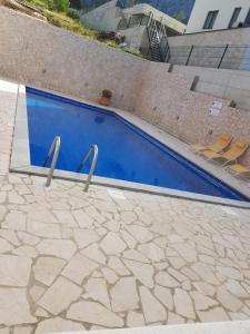 Swimmingpoolen hos eller tæt på Apartments Damjanovic