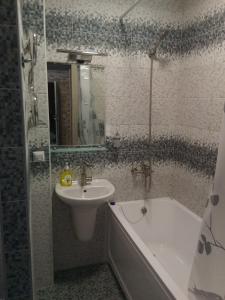 Ванна кімната в Apartments Malaya Zemlya-2