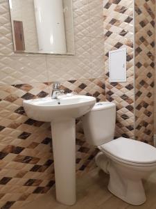 A bathroom at Villa Ilchev