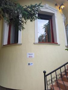 Fotografia z galérie ubytovania Palma Villa in City Park Budapest - semi suteren v Budapešti