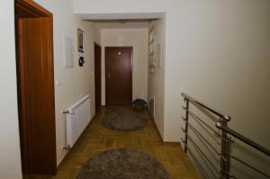 Foto sihtkohas Vrlika asuva majutusasutuse Rooms Leda galeriist