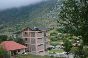 Fotografie z fotogalerie ubytování LURA Hotel v destinaci Peshkopi