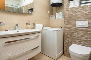 Koupelna v ubytování Apartment Bucka + 37 fotografií