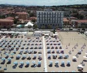 A bird's-eye view of Hotel Mareblu