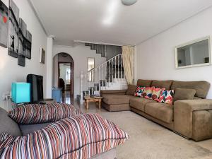 A seating area at San Pedro del Pinatar House - 5409