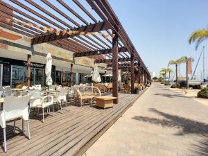 A restaurant or other place to eat at San Pedro del Pinatar House - 5409