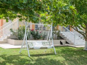 A garden outside Villa Elaia Mare