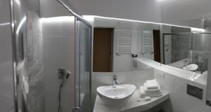 
Łazienka w obiekcie Hotel Komeda
