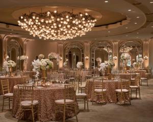 Restaurace v ubytování The Beverly Hills Hotel - Dorchester Collection + 37 fotografií