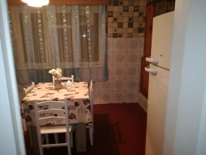 Fotografie z fotogalerie ubytování Lakeside Green Balcony Home v destinaci Cchaltubo