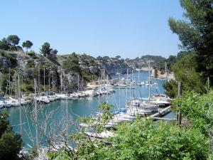 ロックフォール・ラ・ベドゥールにあるAppart. 4 pers a 6 Kms de Cassis avec acces piscineのギャラリーの写真