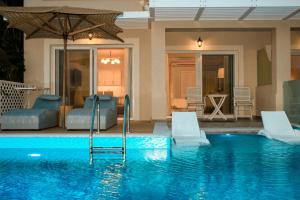 Fotografie z fotogalerie ubytování Paralia Luxury Suites v destinaci Agios Stefanos