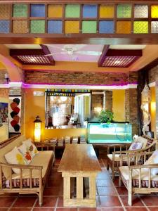 Bazén v ubytování Balai Tinay Guesthouse nebo v jeho okolí