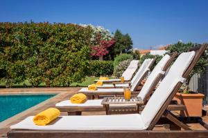 Bazén v ubytování Caneva Luxury Villa nebo v jeho okolí
