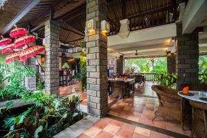Zahrada ubytování Kori Ubud Resort, Restaurant & Spa
